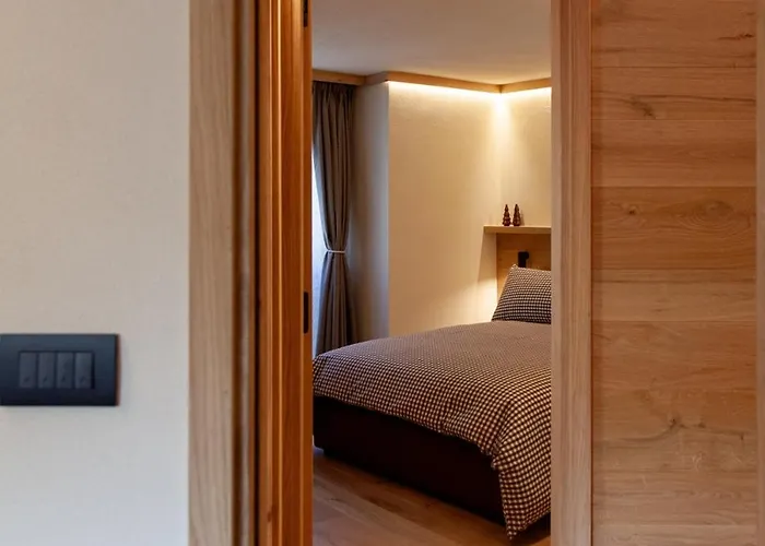 Maison Mont Blanc, Brand New Ideal For 4, Private Parking, Walking From Center